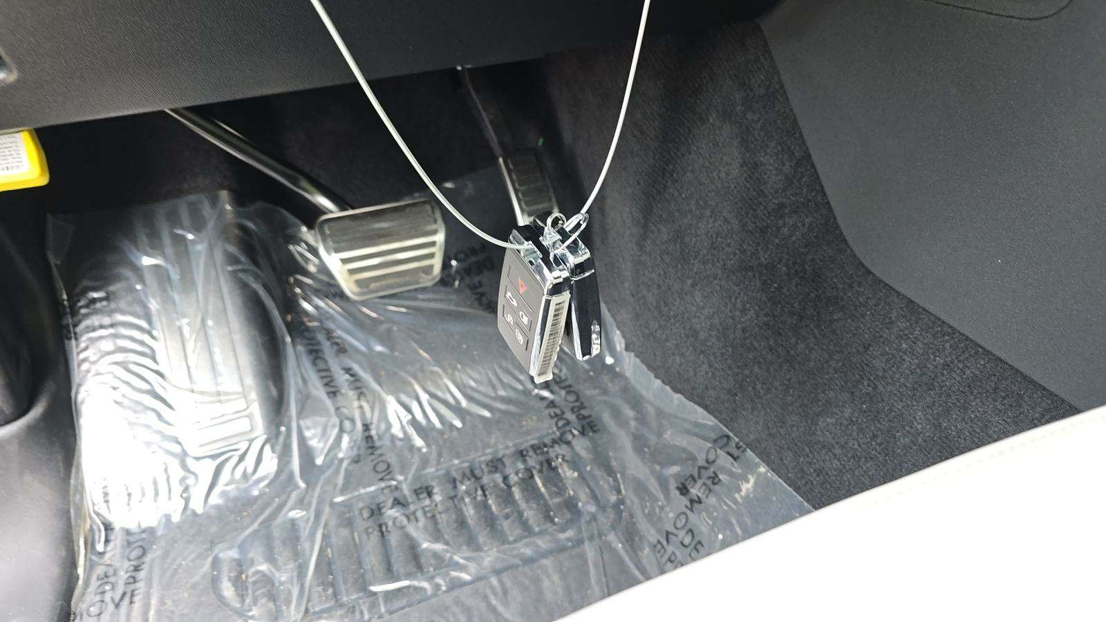 2023 Land Rover Discovery R-Dynamic HSE AWD