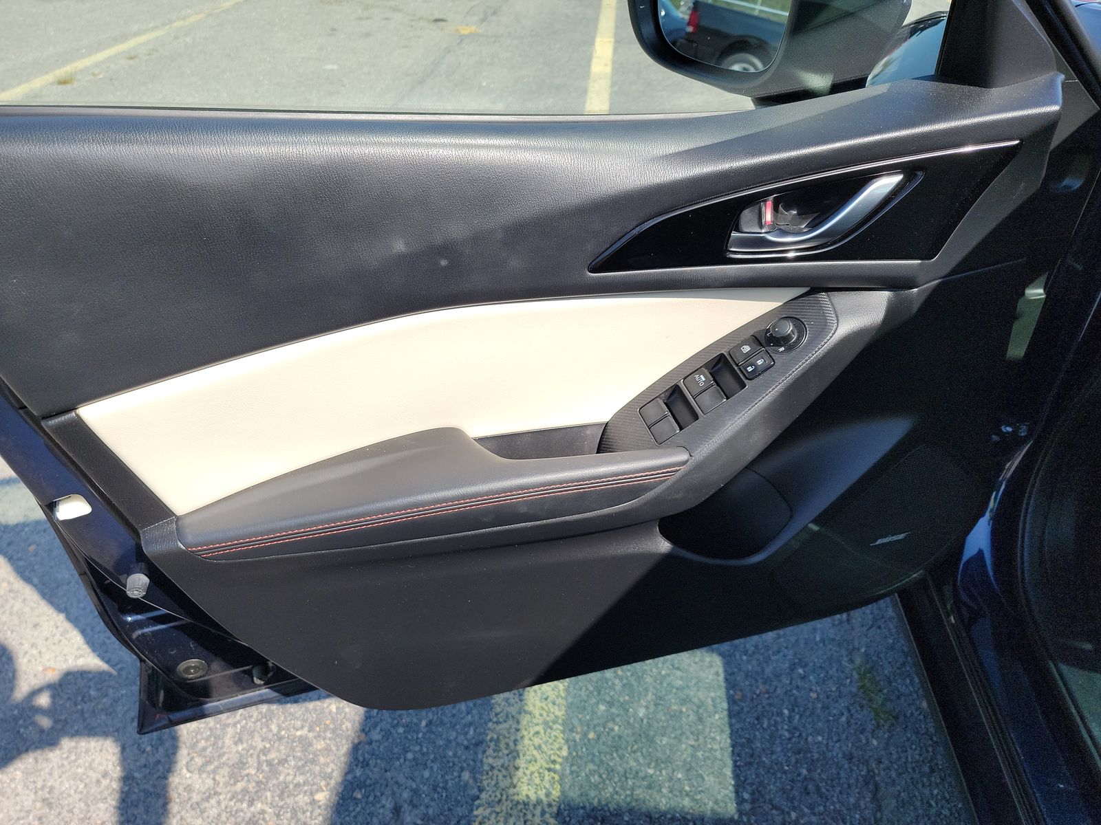 2015 MAZDA MAZDA3 s Grand Touring FWD