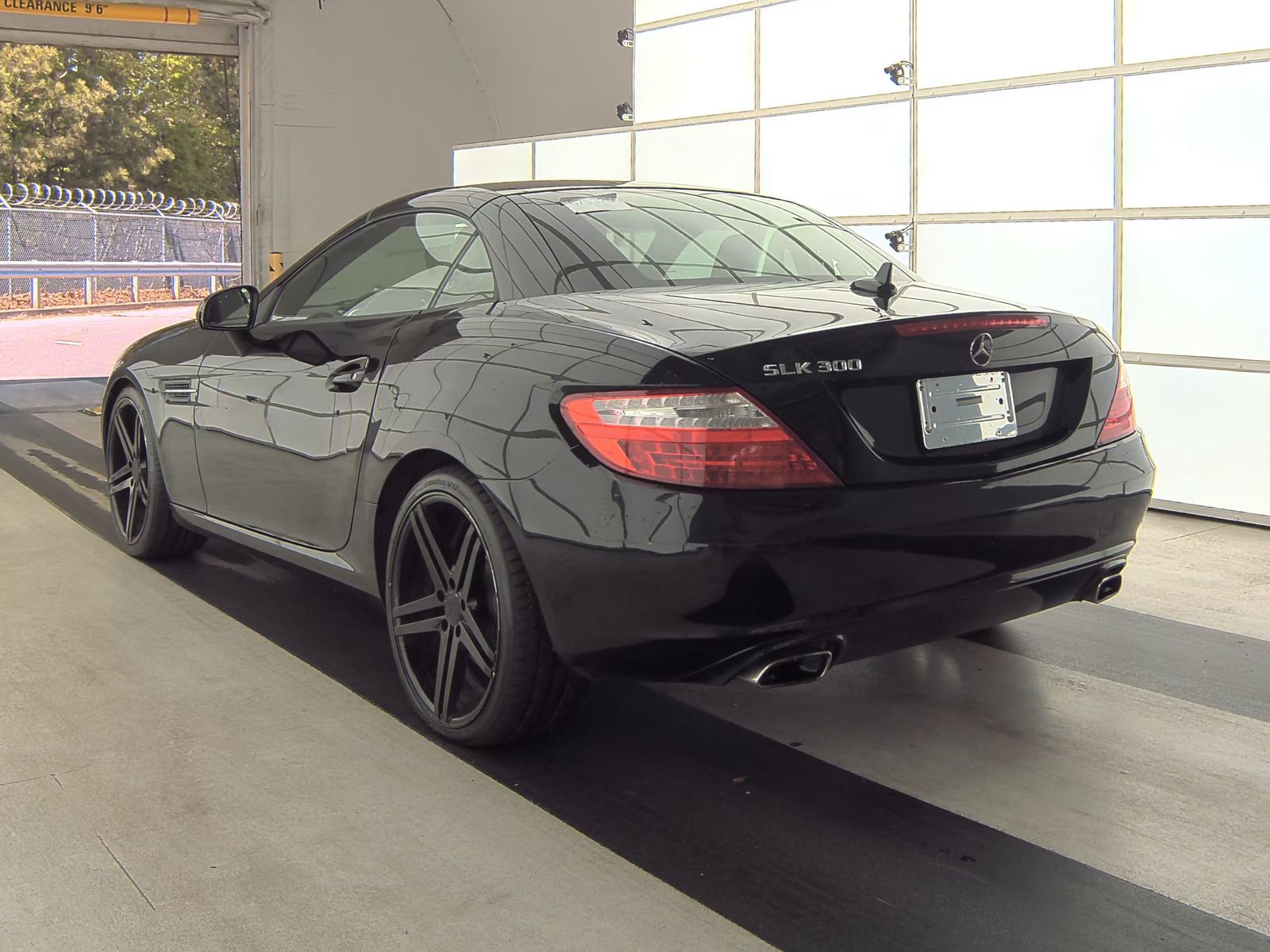 2016 Mercedes-Benz SLK-Class SLK 300 RWD