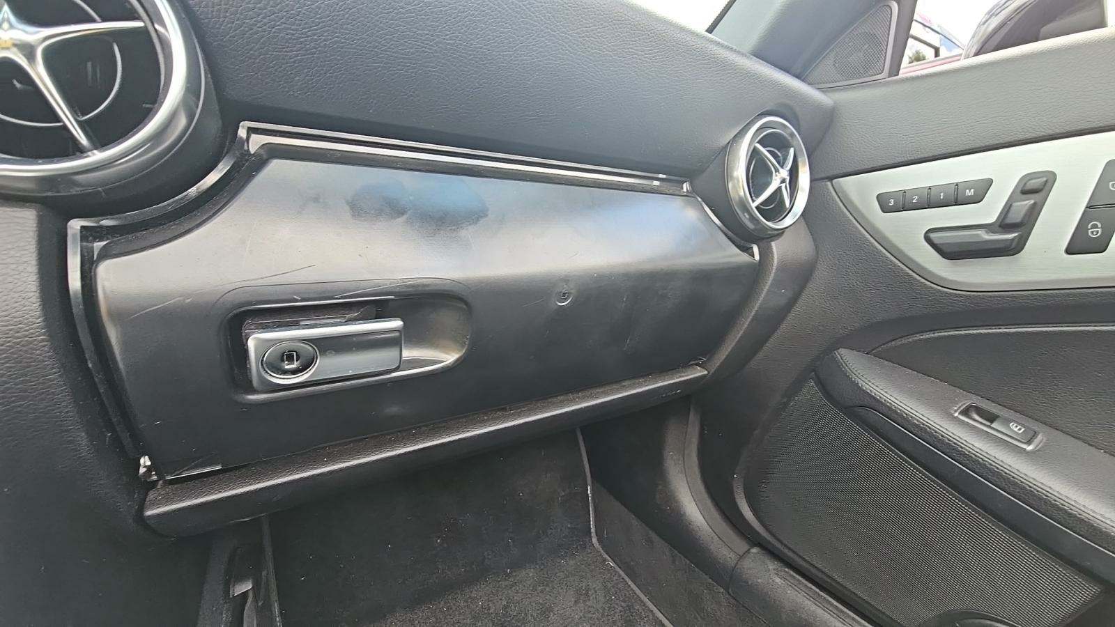 2016 Mercedes-Benz SLK-Class SLK 300 RWD