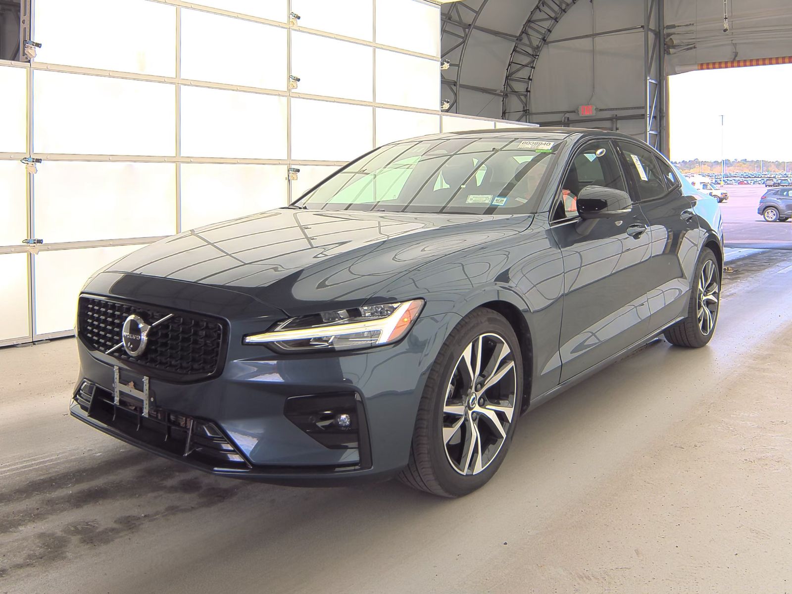 2024 Volvo S60 B5 Plus FWD