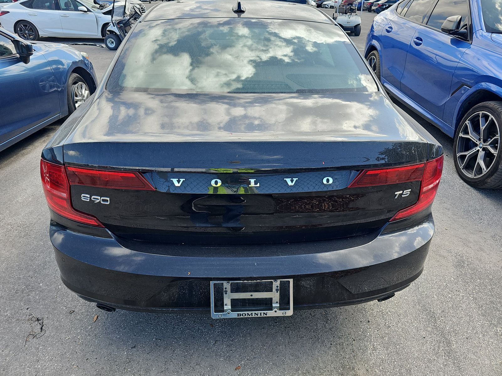 2018 Volvo S90 T5 Momentum FWD