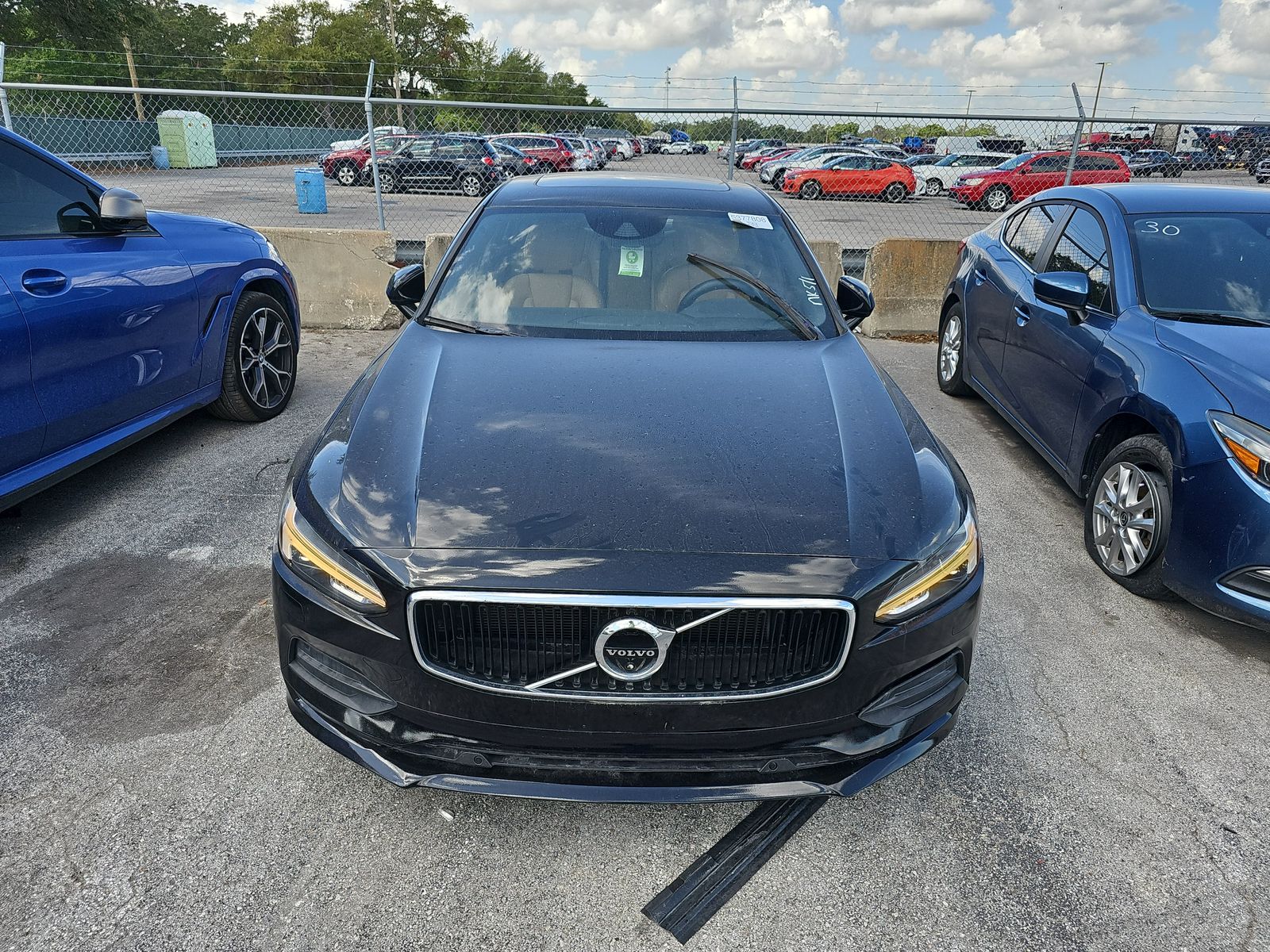 2018 Volvo S90 T5 Momentum FWD