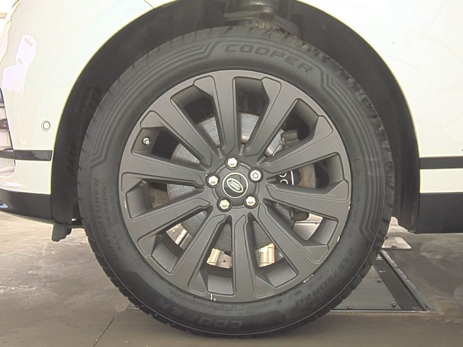 2018 Land Rover Range Rover Velar R-Dynamic SE AWD