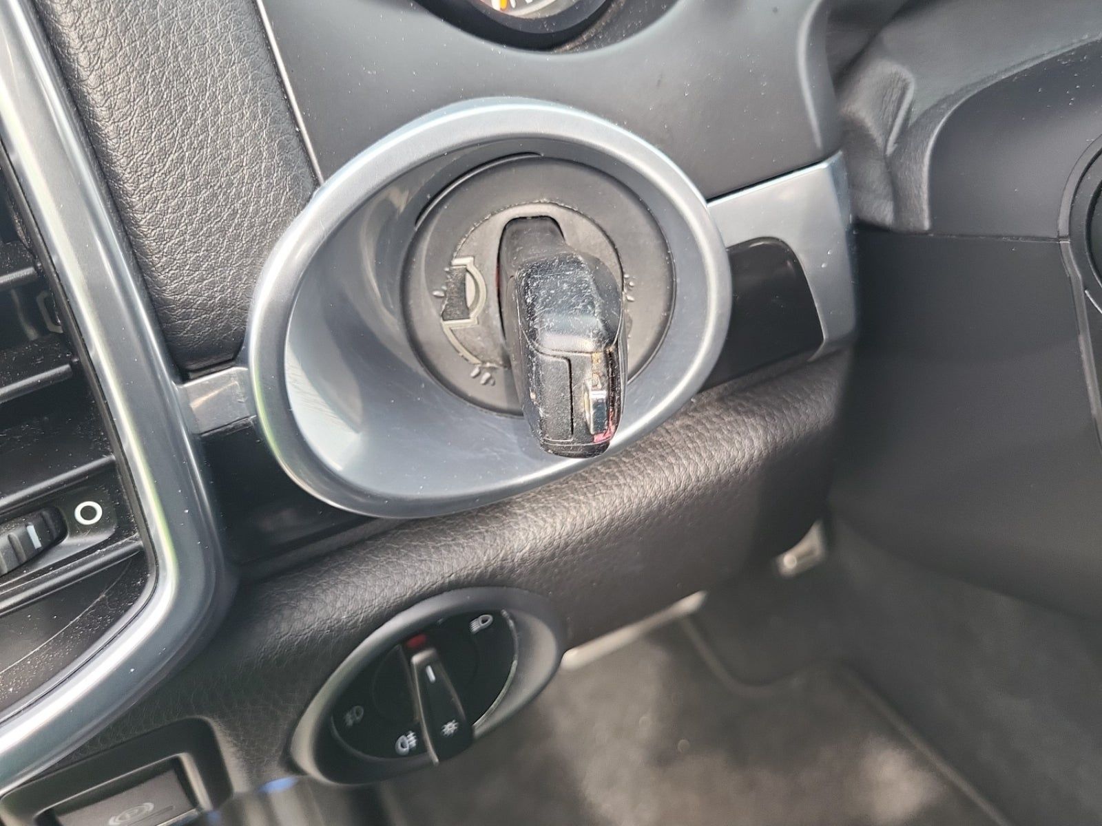 2012 Porsche Cayenne S AWD