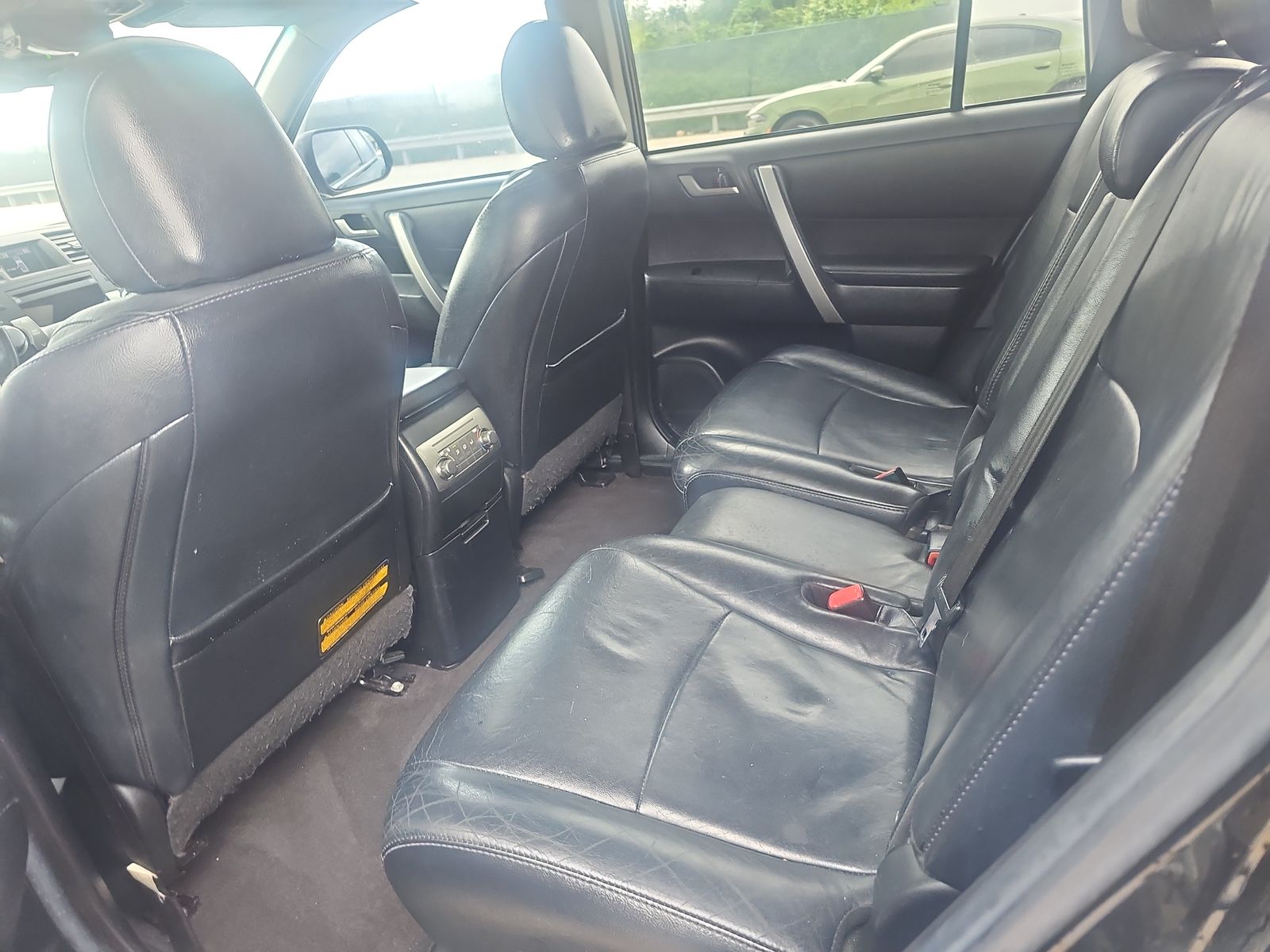 2012 Toyota Highlander SE FWD