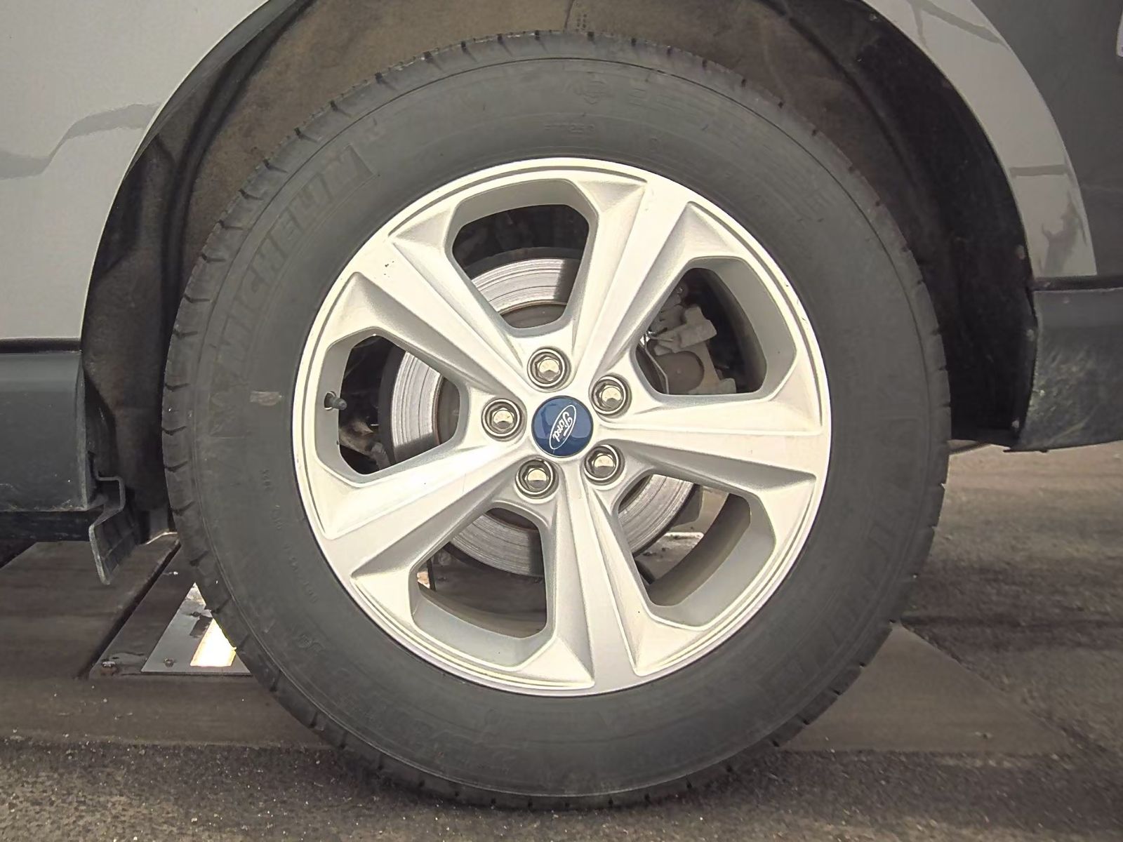 2015 Ford Edge SE AWD