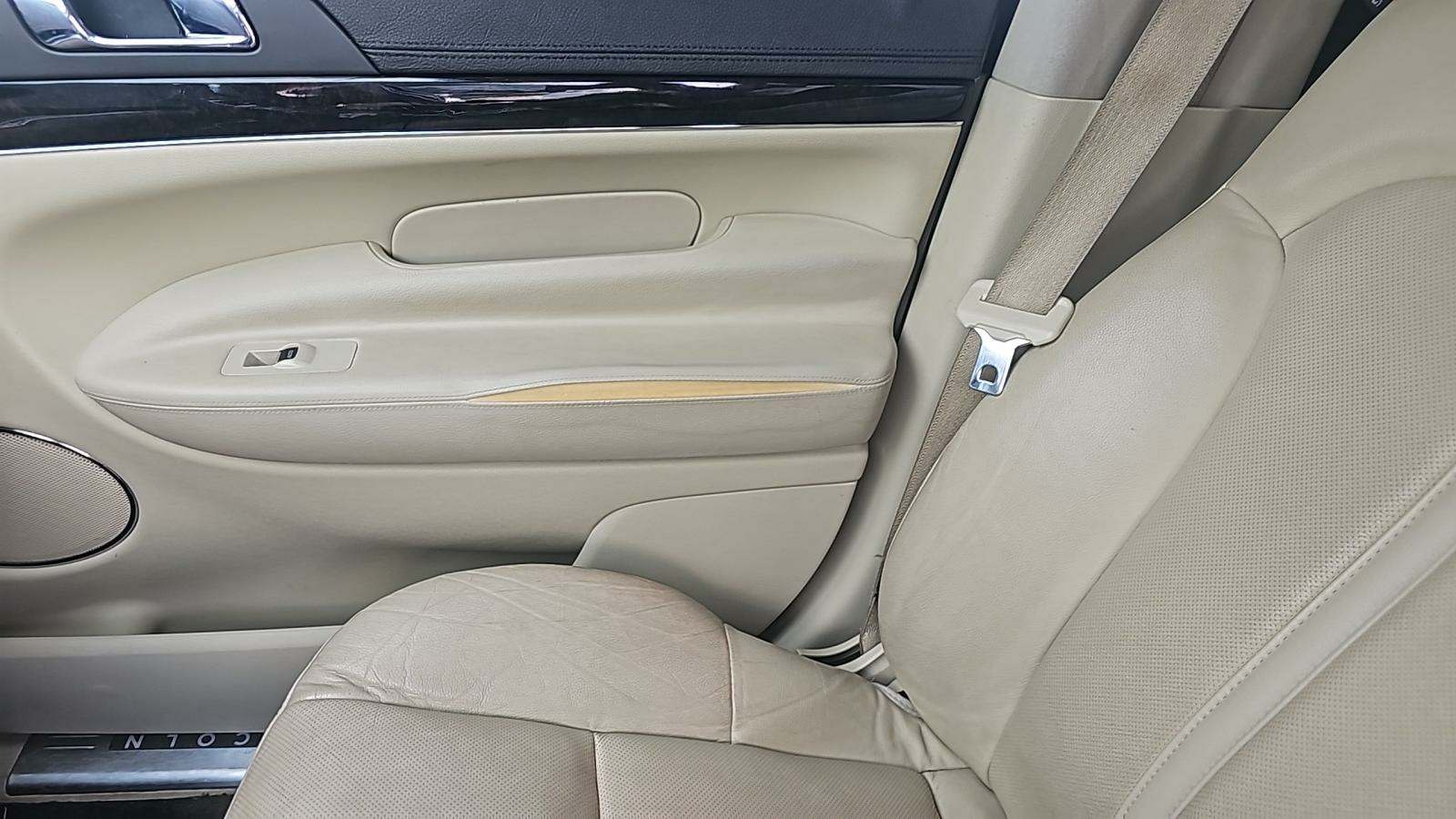 2018 Lincoln MKT Reserve AWD