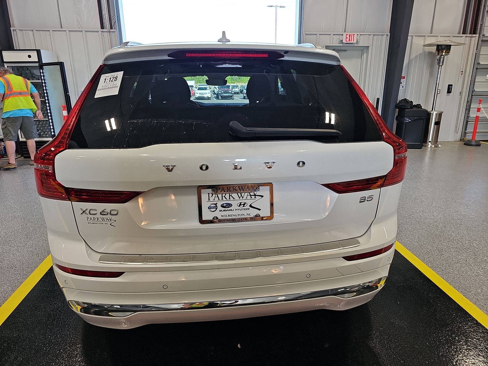 2023 Volvo XC60 B5 Plus FWD