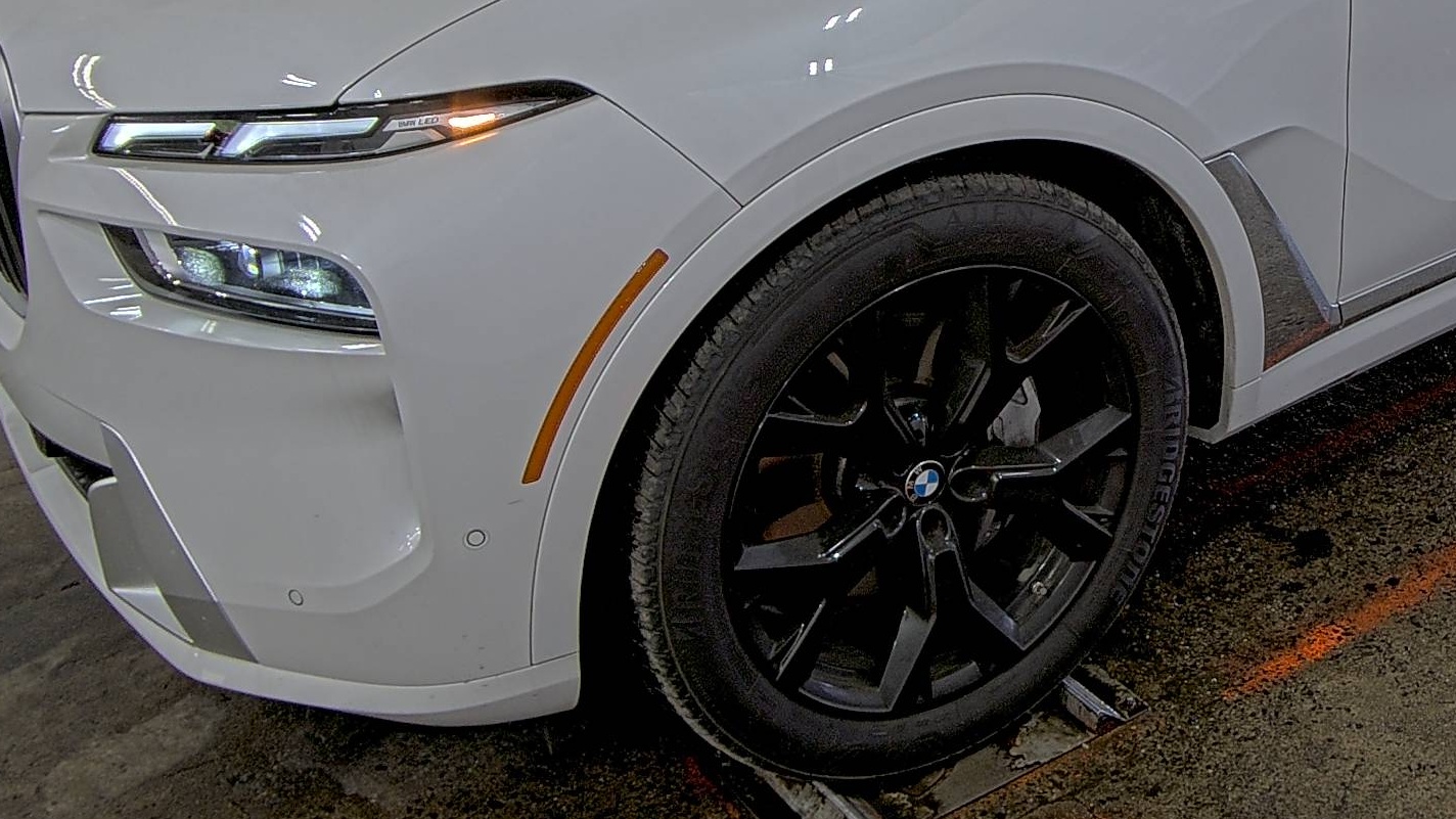 2023 BMW X7 xDrive40i AWD