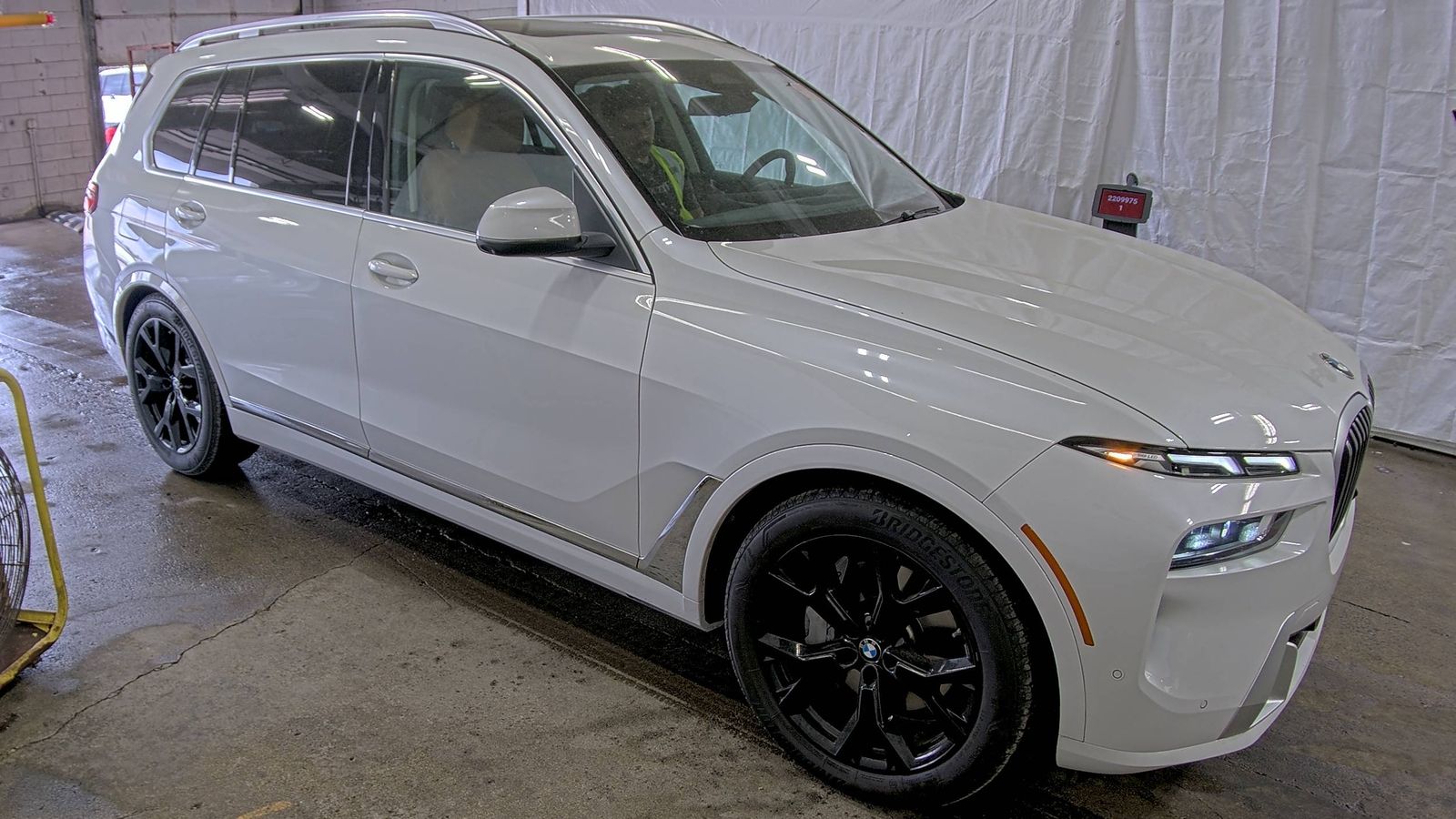 2023 BMW X7 xDrive40i AWD