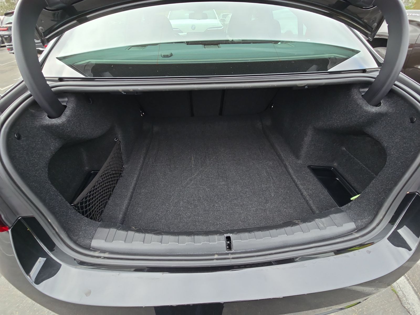 2025 BMW 3 Series 330i RWD