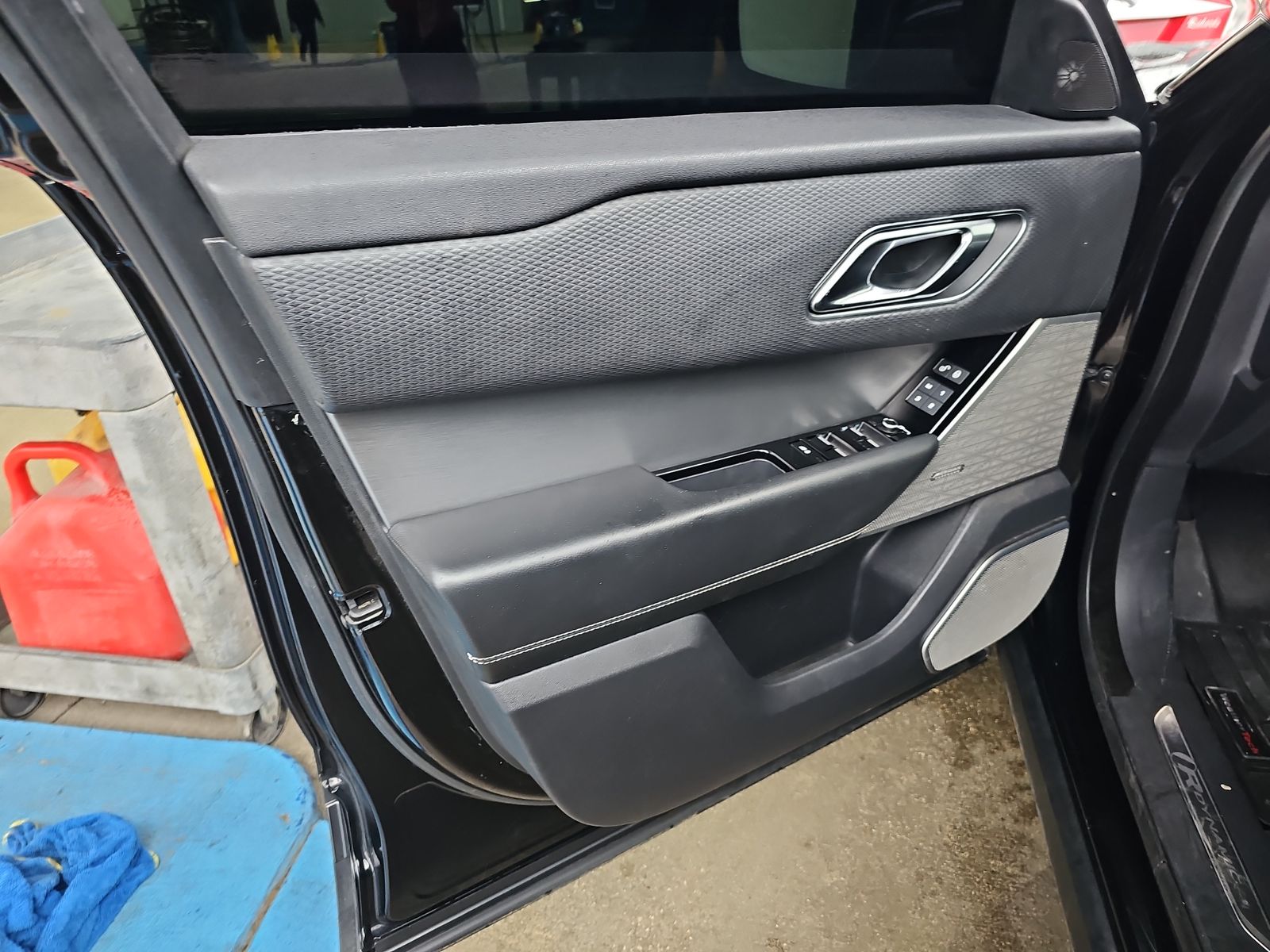 2018 Land Rover Range Rover Velar R-Dynamic SE AWD