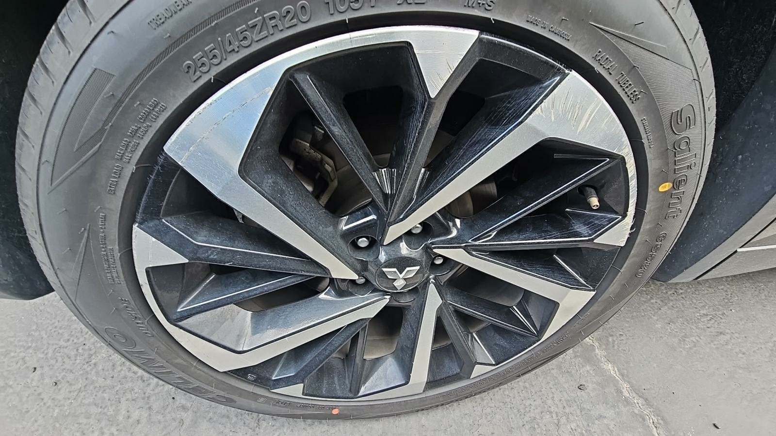 2023 Mitsubishi Outlander PHEV SEL AWD