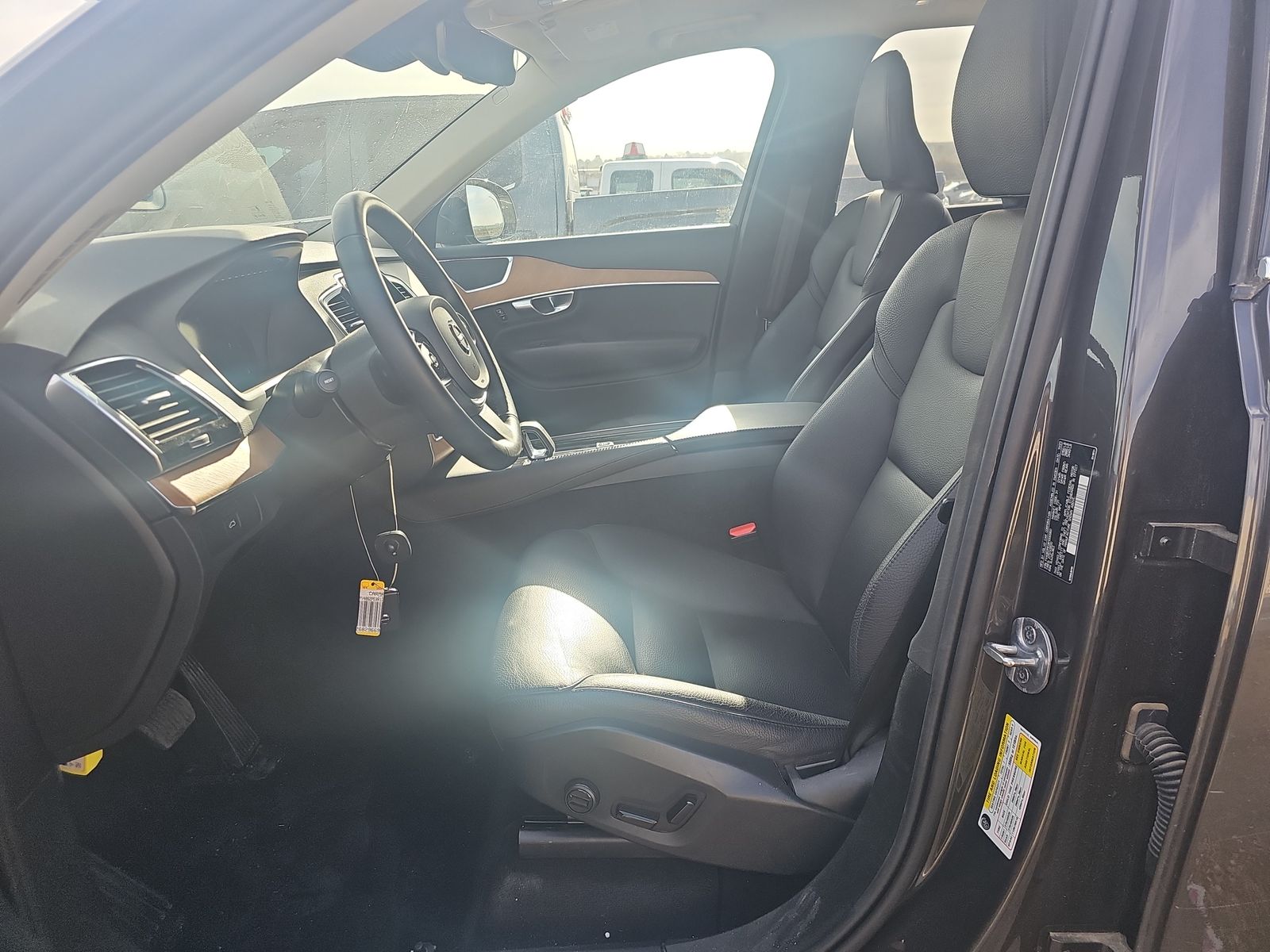 2024 Volvo XC90 B6 Plus AWD