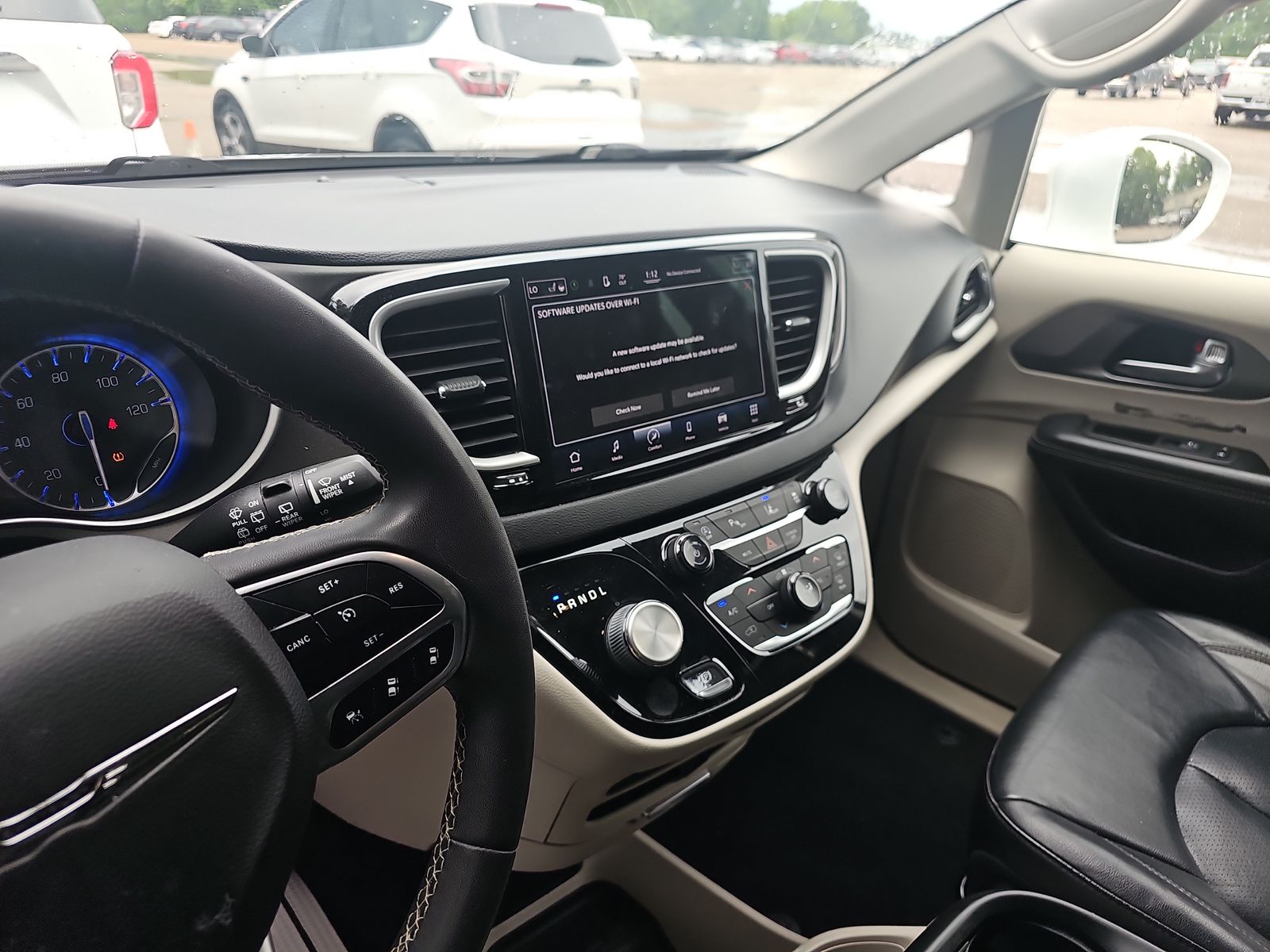2022 Chrysler Pacifica Touring L FWD