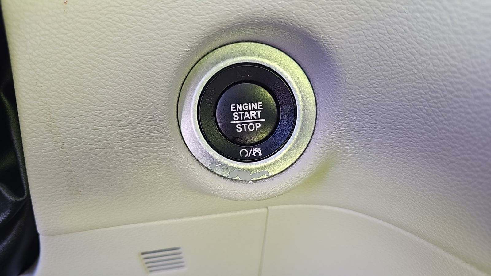 2022 Chrysler Pacifica Touring L FWD