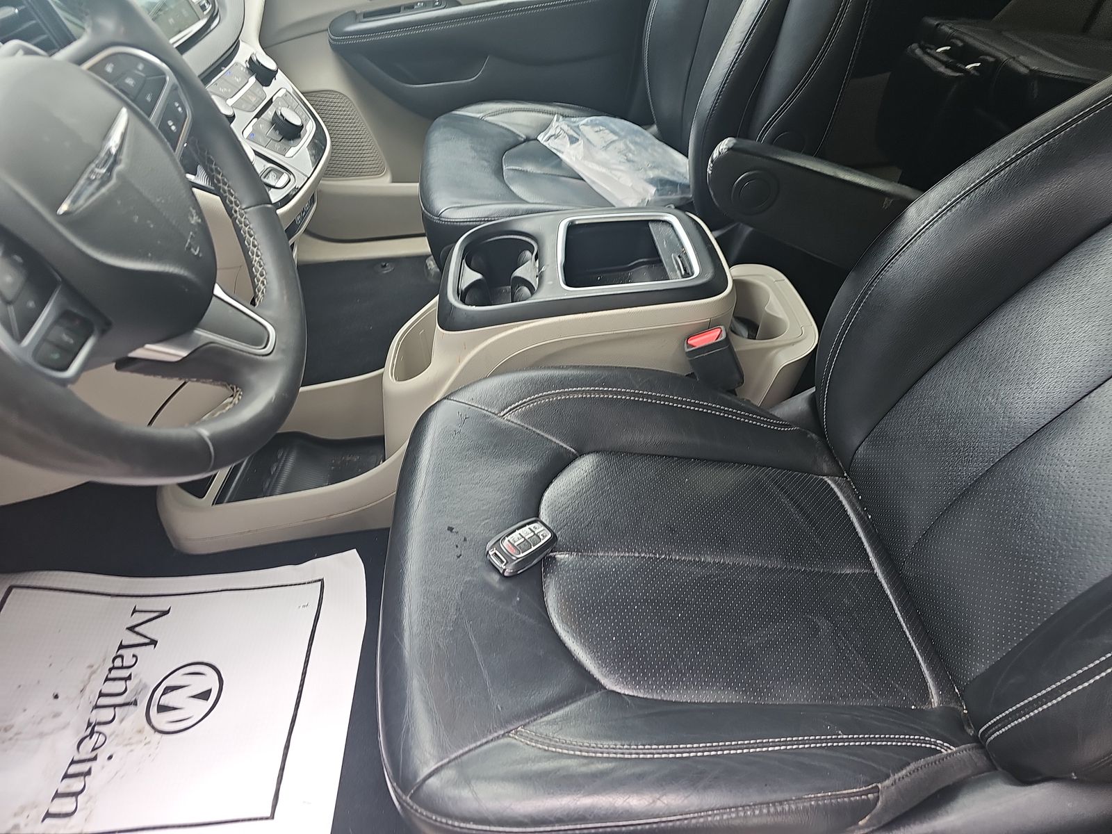2022 Chrysler Pacifica Touring L FWD