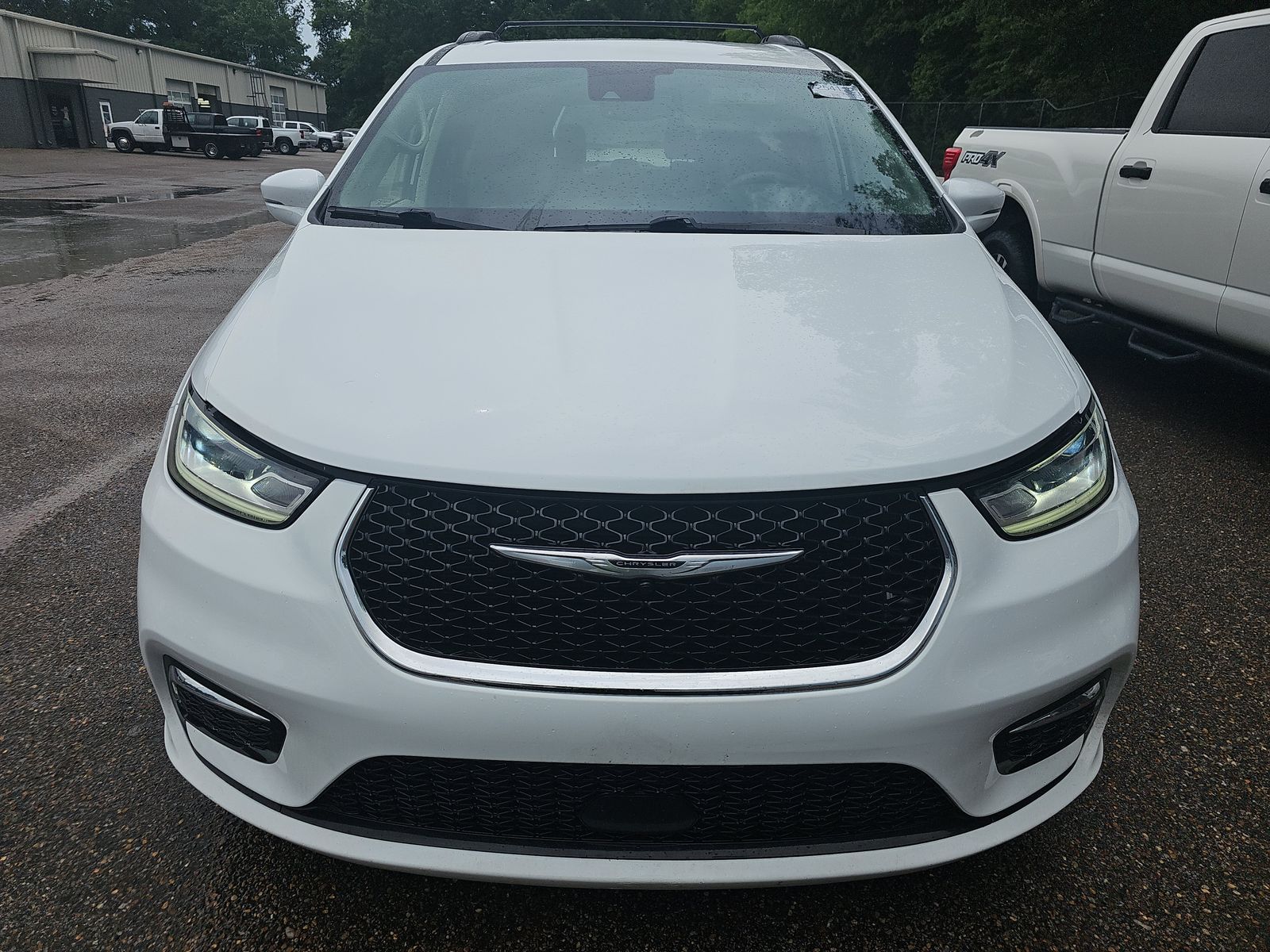 2022 Chrysler Pacifica Touring L FWD