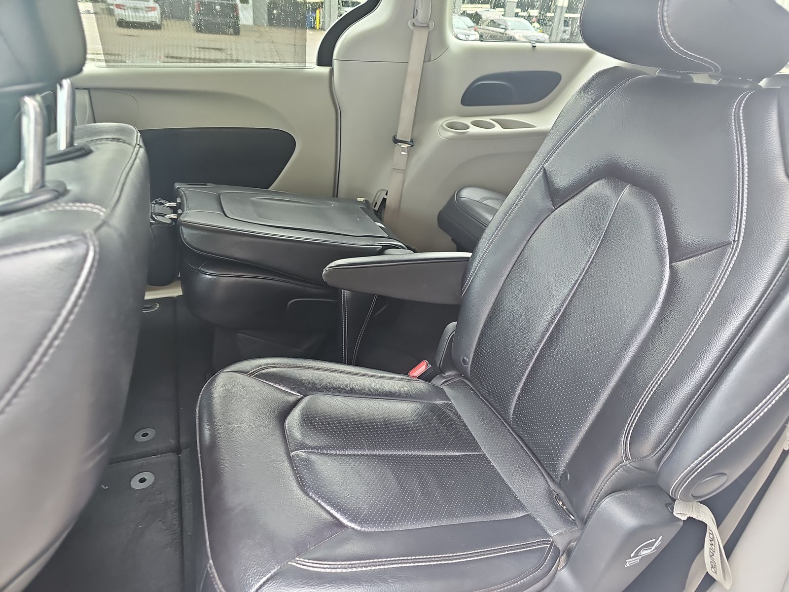 2022 Chrysler Pacifica Touring L FWD