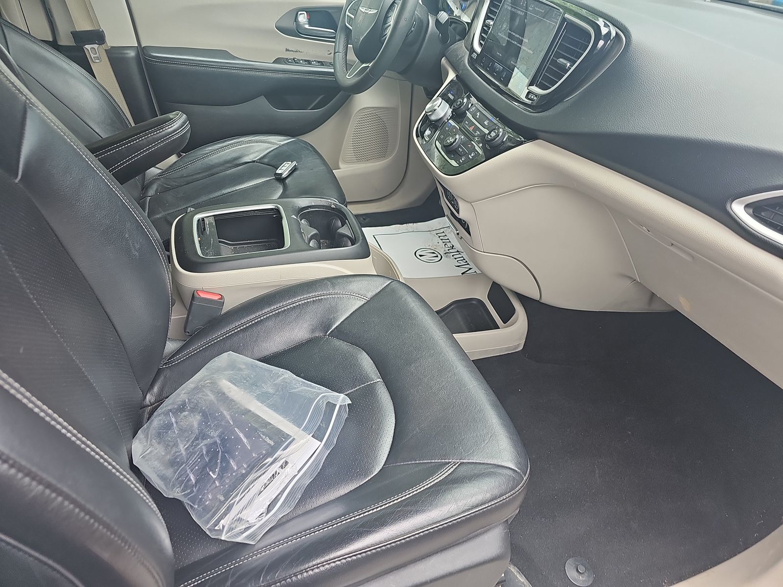 2022 Chrysler Pacifica Touring L FWD