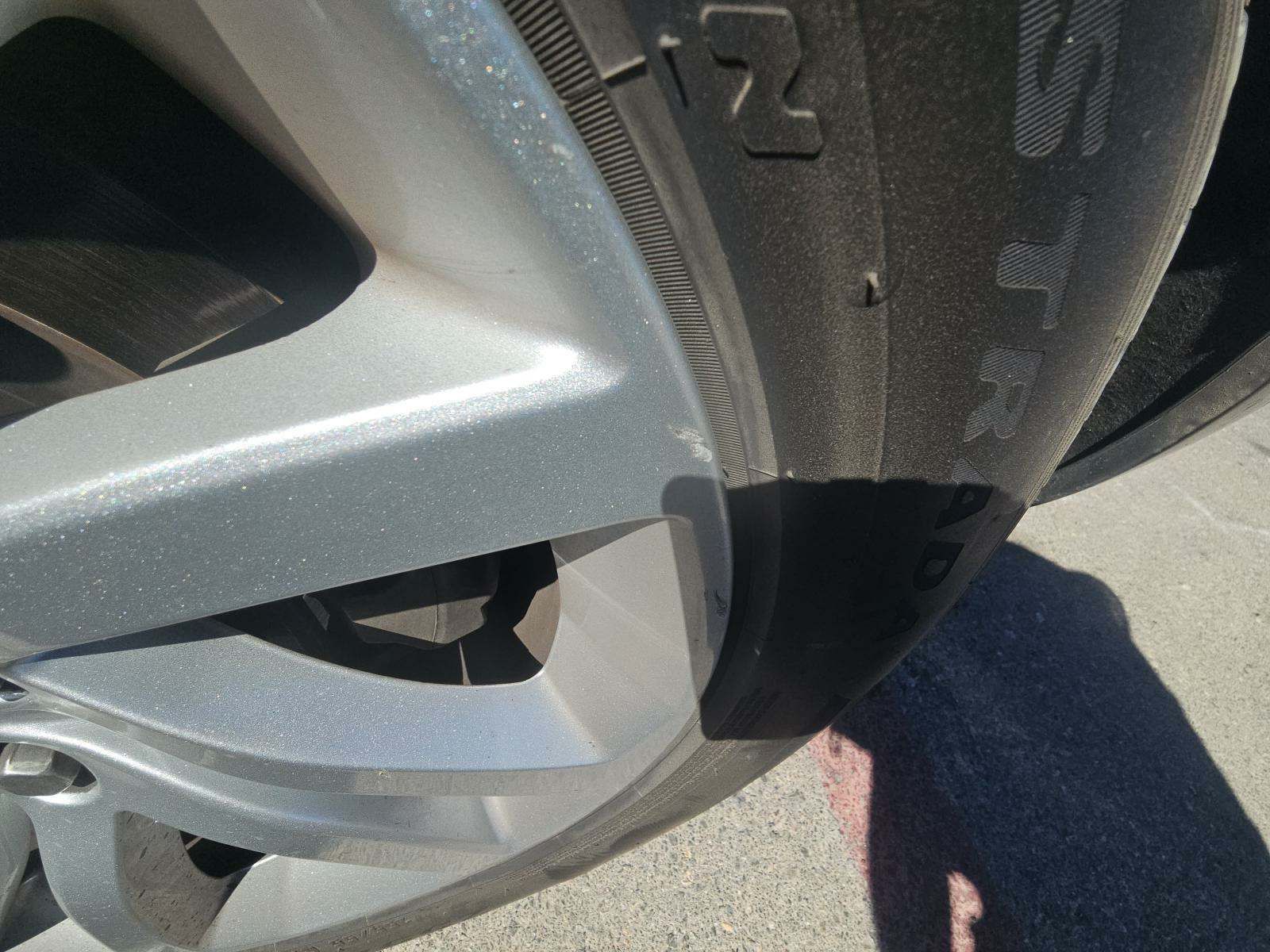 2017 Land Rover Discovery HSE AWD