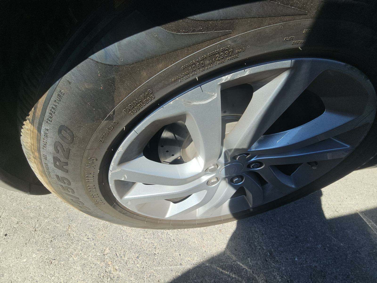 2017 Land Rover Discovery HSE AWD