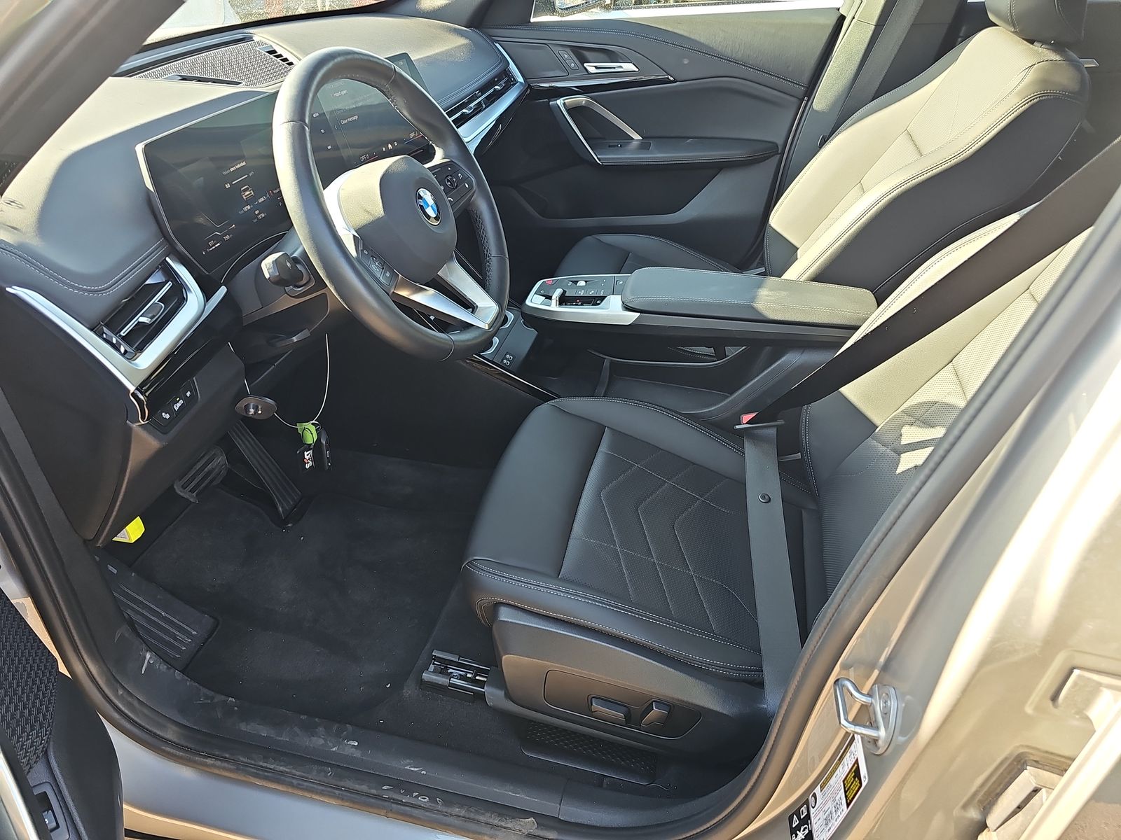 2025 BMW X1 xDrive28i AWD