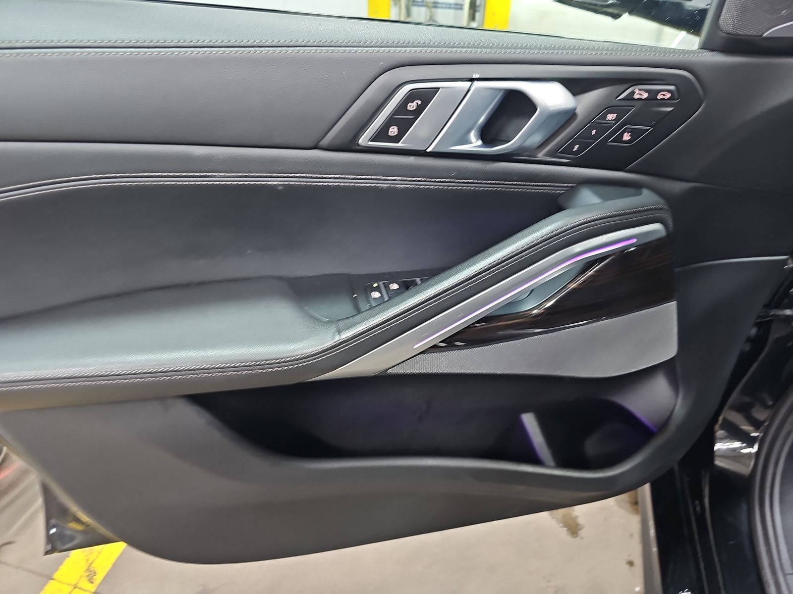 2024 BMW X6 xDrive40i AWD