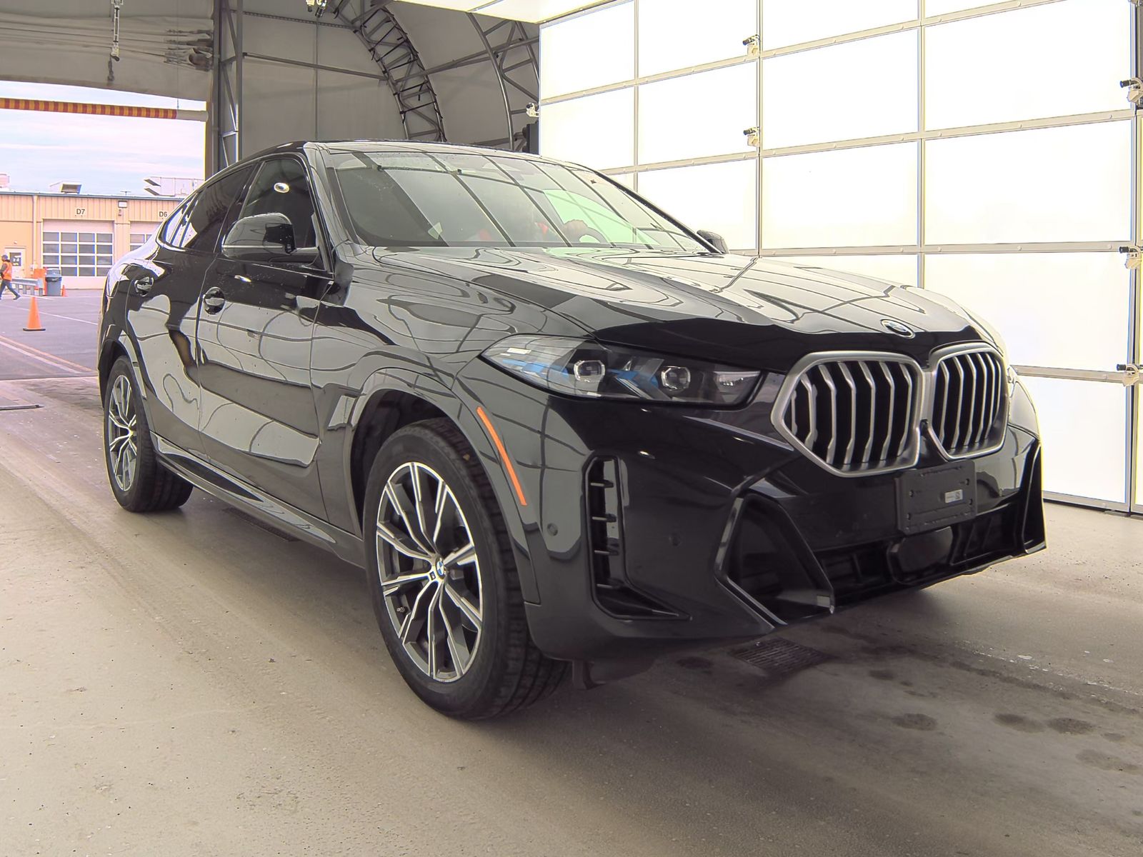 2024 BMW X6 xDrive40i AWD