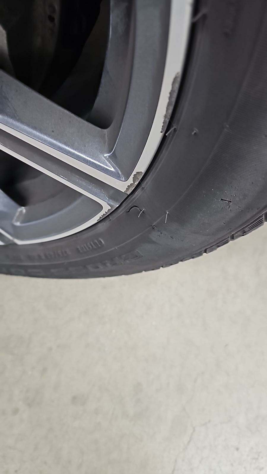 2024 BMW X6 xDrive40i AWD