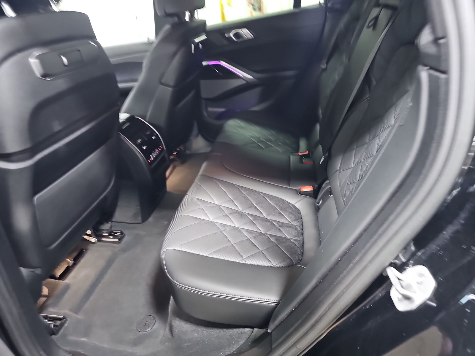 2024 BMW X6 xDrive40i AWD