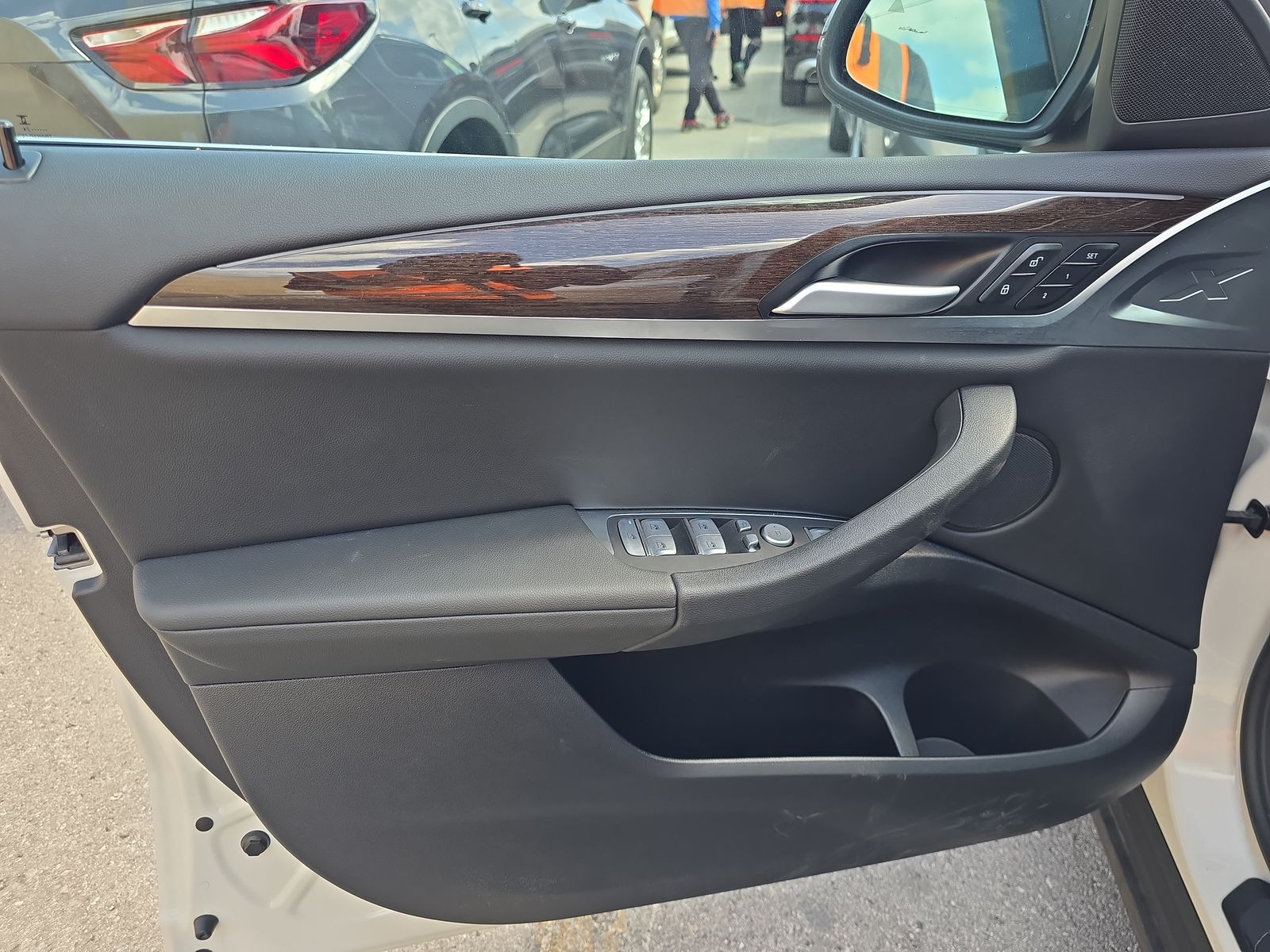 2024 BMW X4 xDrive30i AWD