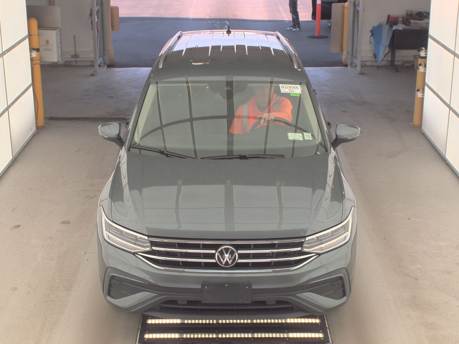 2024 Volkswagen Tiguan 2.0T SE FWD