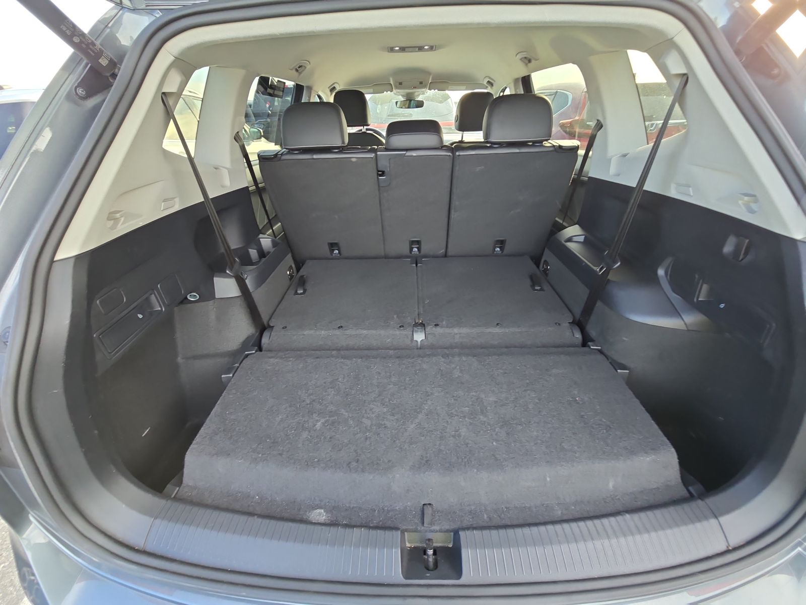 2024 Volkswagen Tiguan 2.0T SE FWD