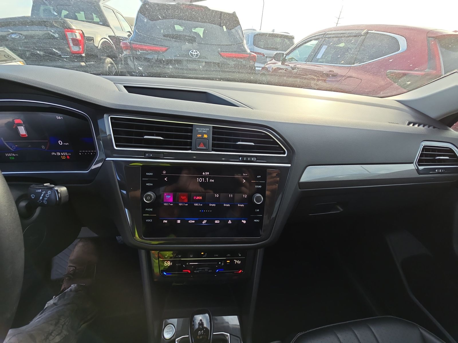 2024 Volkswagen Tiguan 2.0T SE FWD