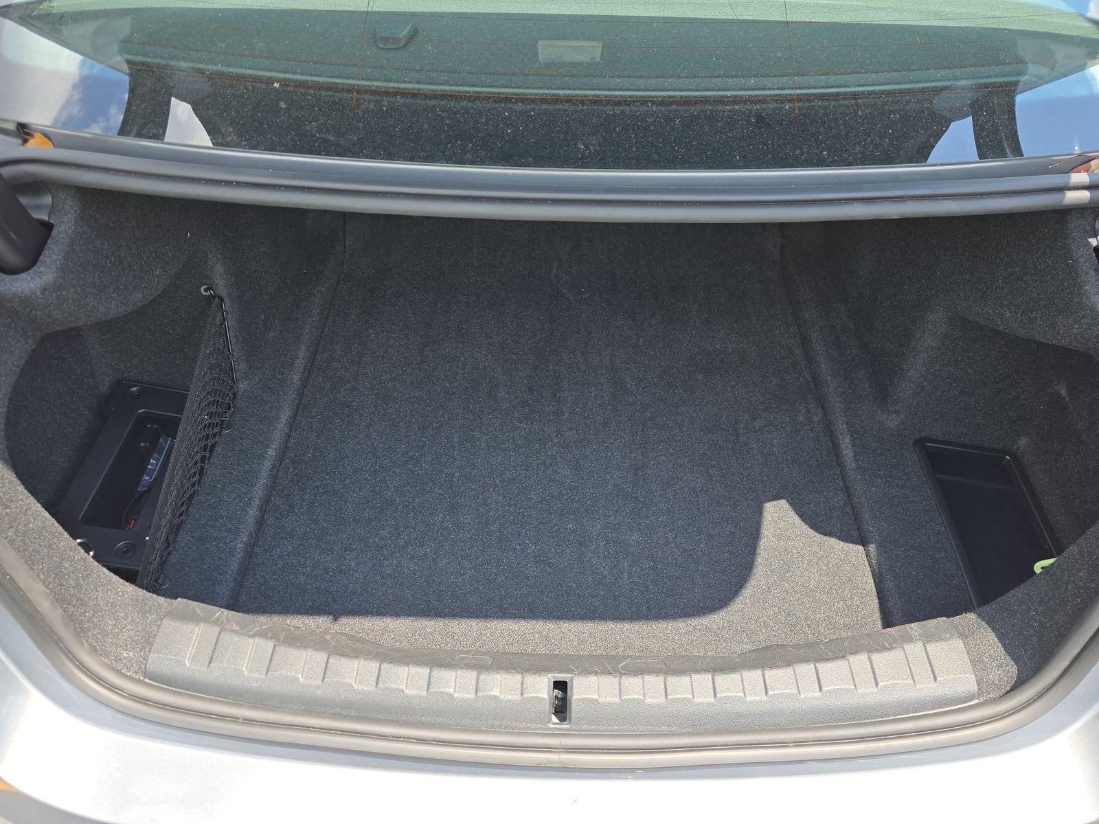 2024 BMW 3 Series 330i RWD