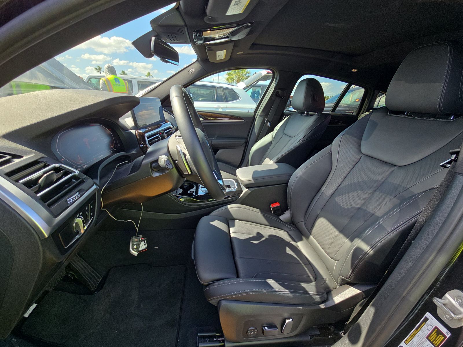 2024 BMW X4 xDrive30i AWD
