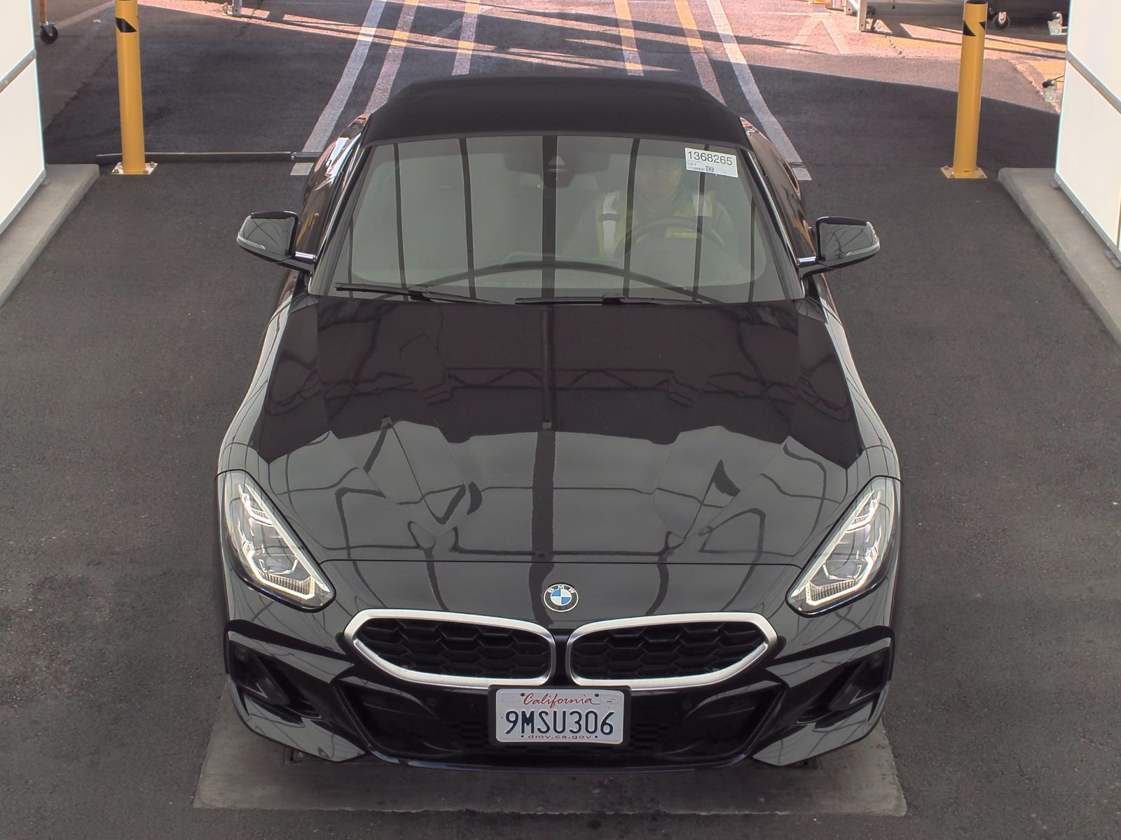 2025 BMW Z4 sDrive30i RWD