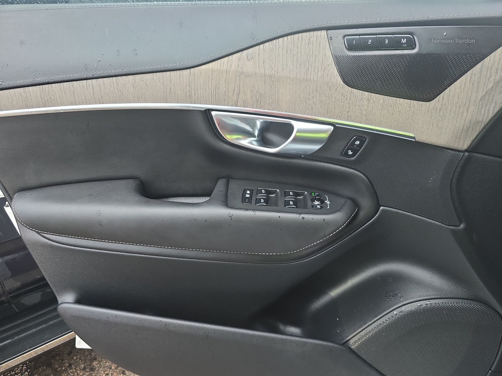 2022 Volvo XC90 T6 Inscription AWD