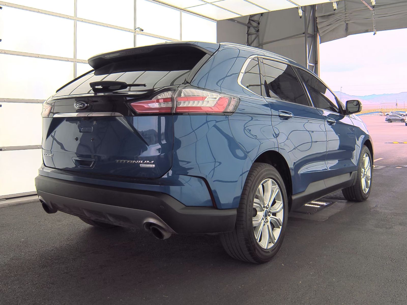 2020 Ford Edge Titanium FWD