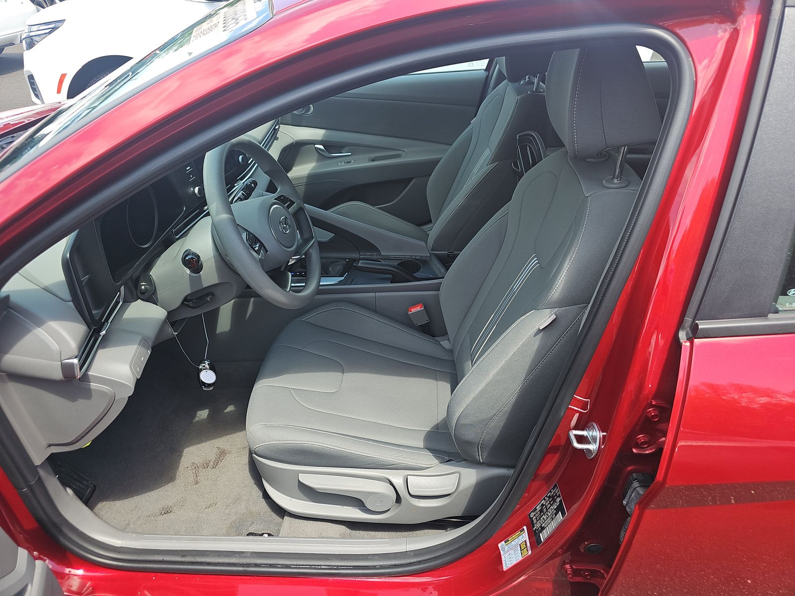 2023 Hyundai Elantra SEL FWD