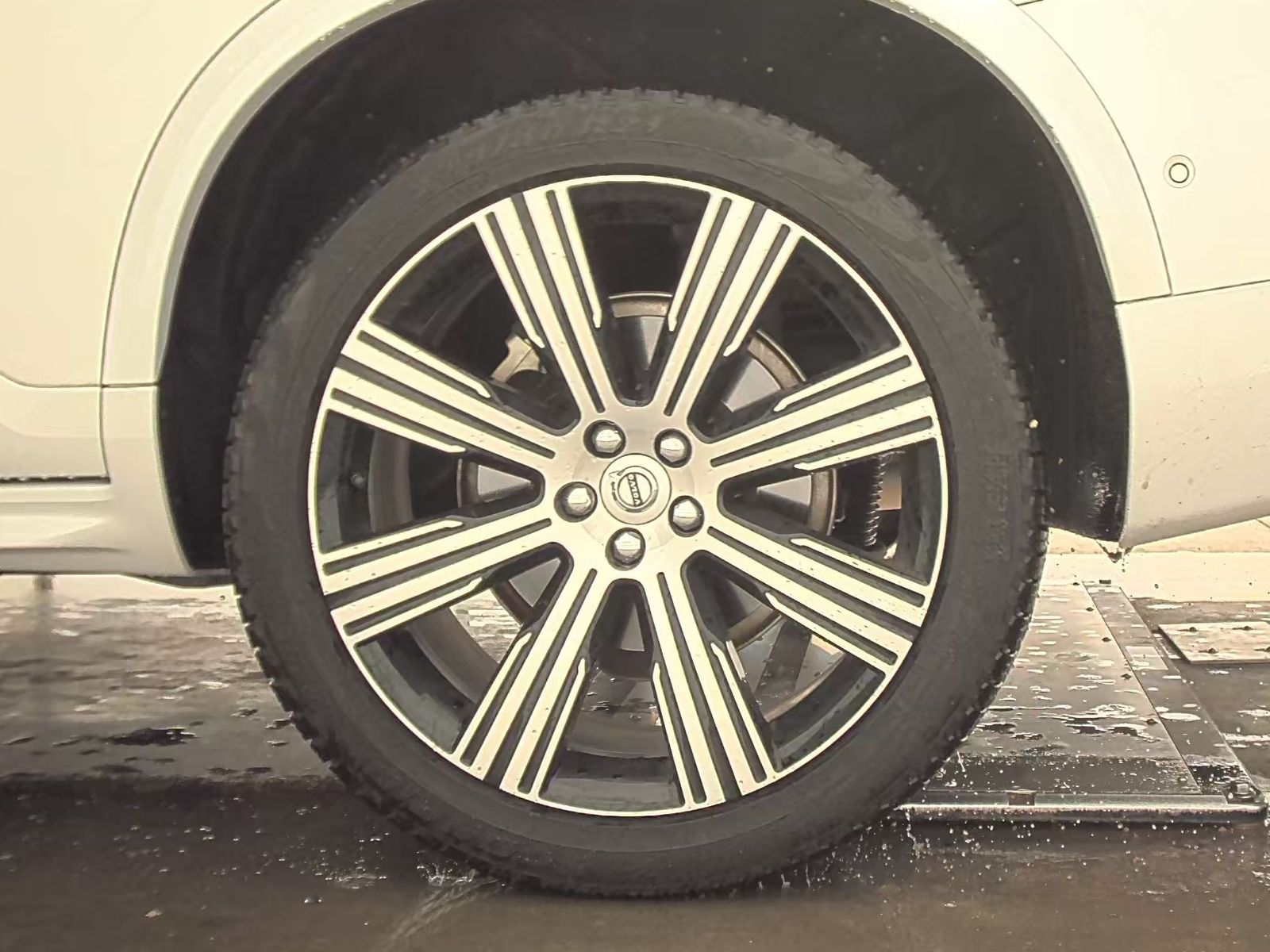 2022 Volvo XC90 T6 Inscription AWD