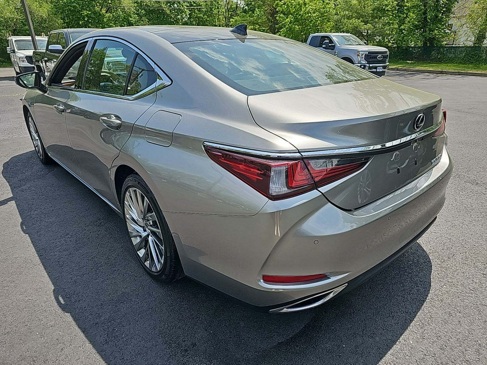 2019 Lexus ES ES 350 Luxury FWD