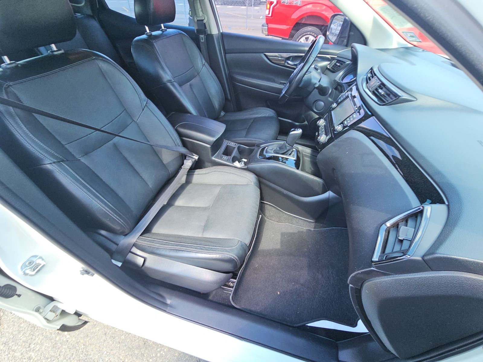 2017 Nissan Rogue Sport SL AWD