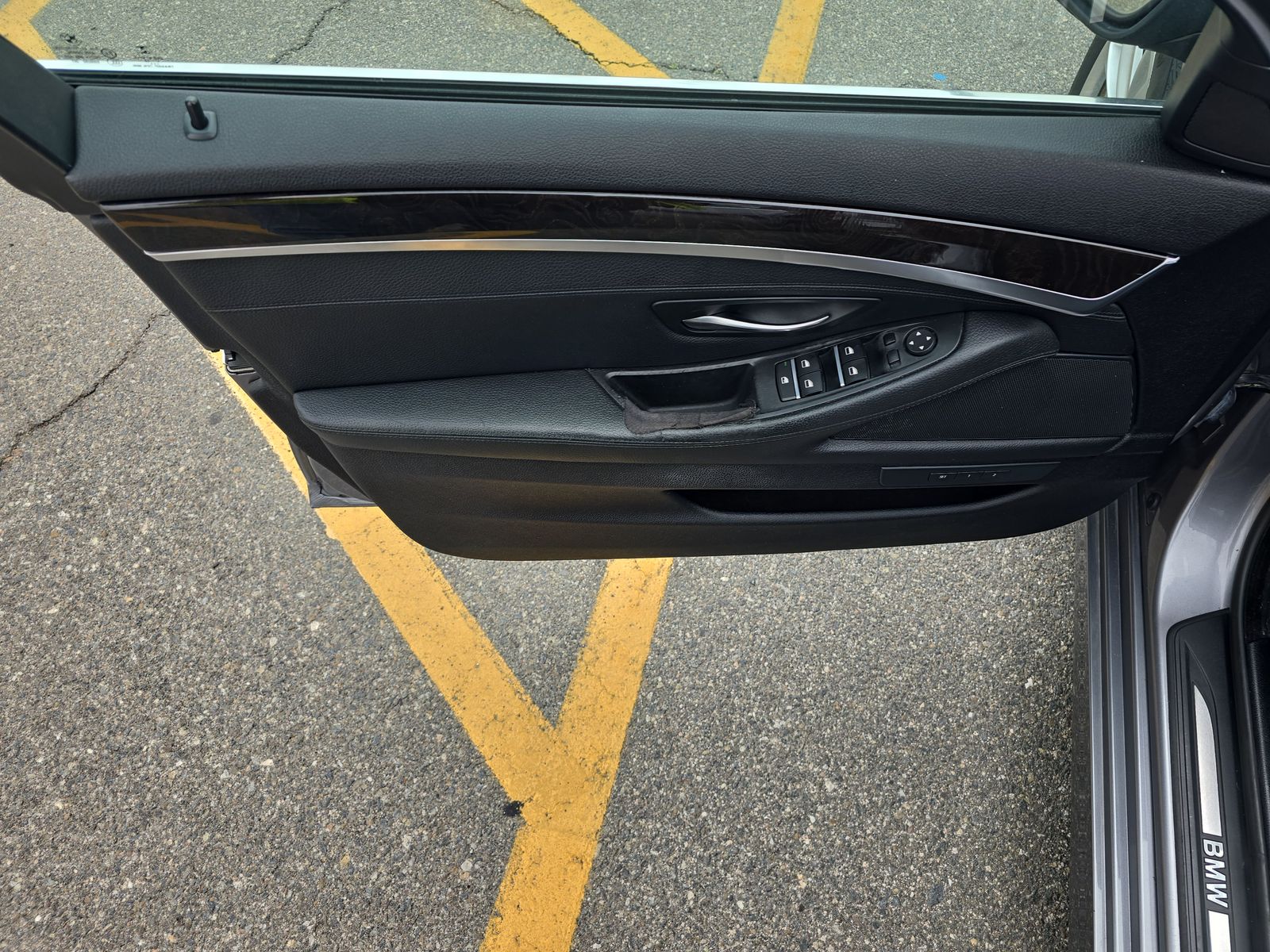 2016 BMW 5 Series 528i RWD