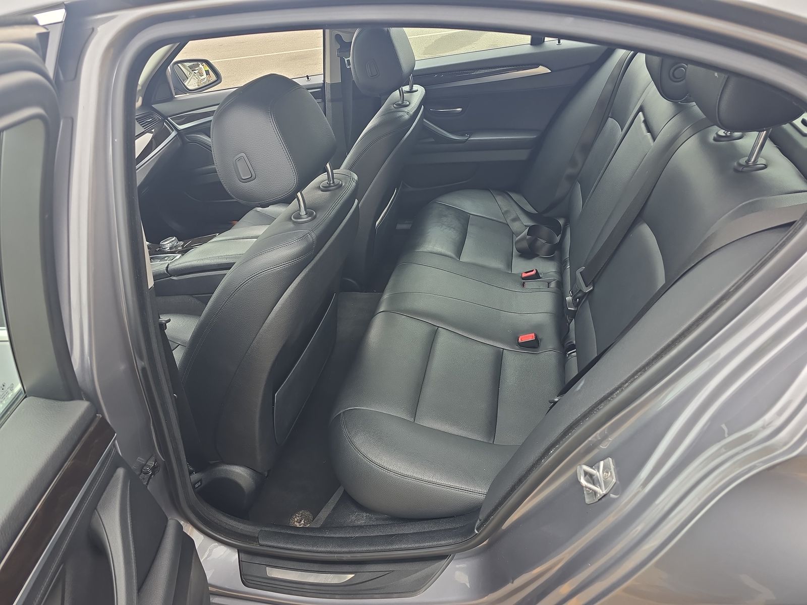 2016 BMW 5 Series 528i RWD