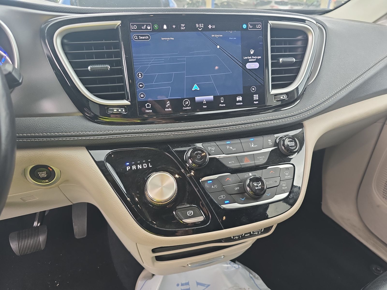 2022 Chrysler Pacifica Hybrid Touring L FWD