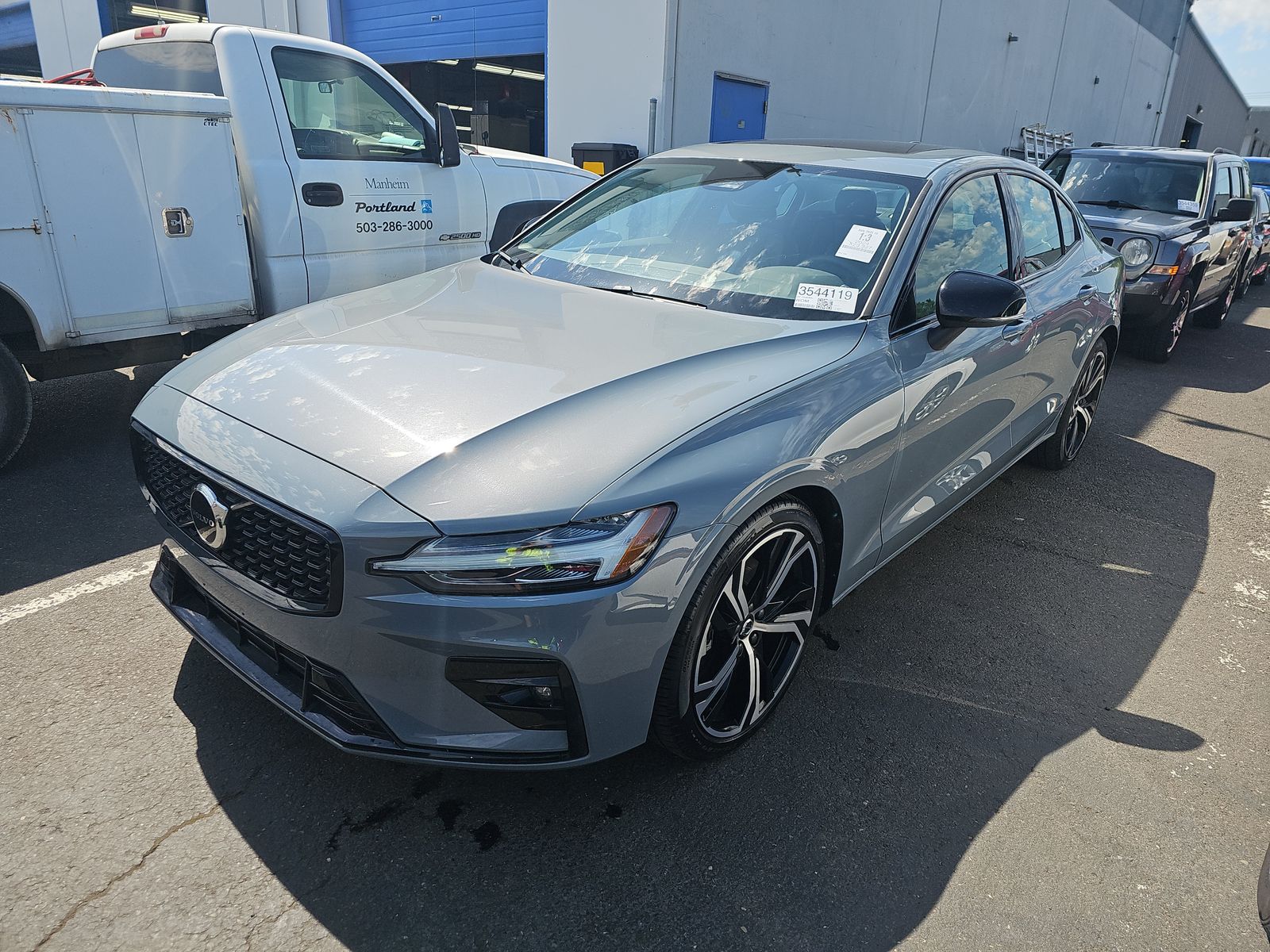 2024 Volvo S60 B5 Core AWD
