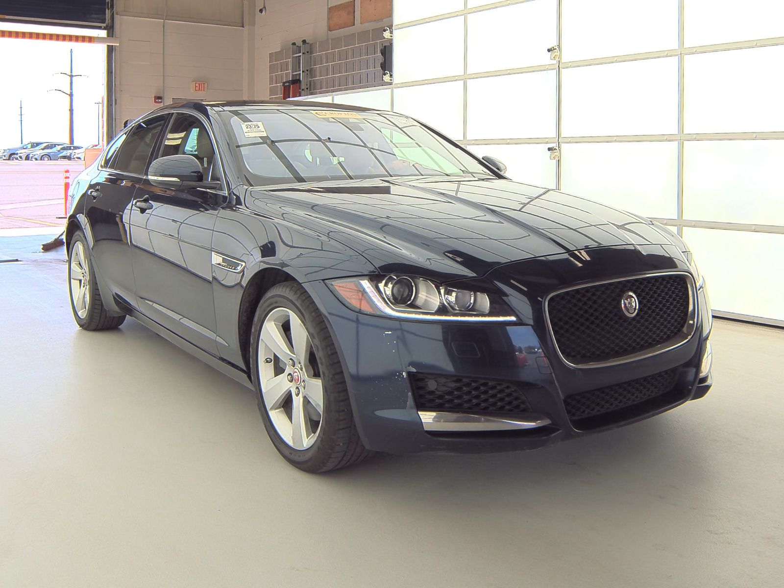 2018 Jaguar XF 25t RWD